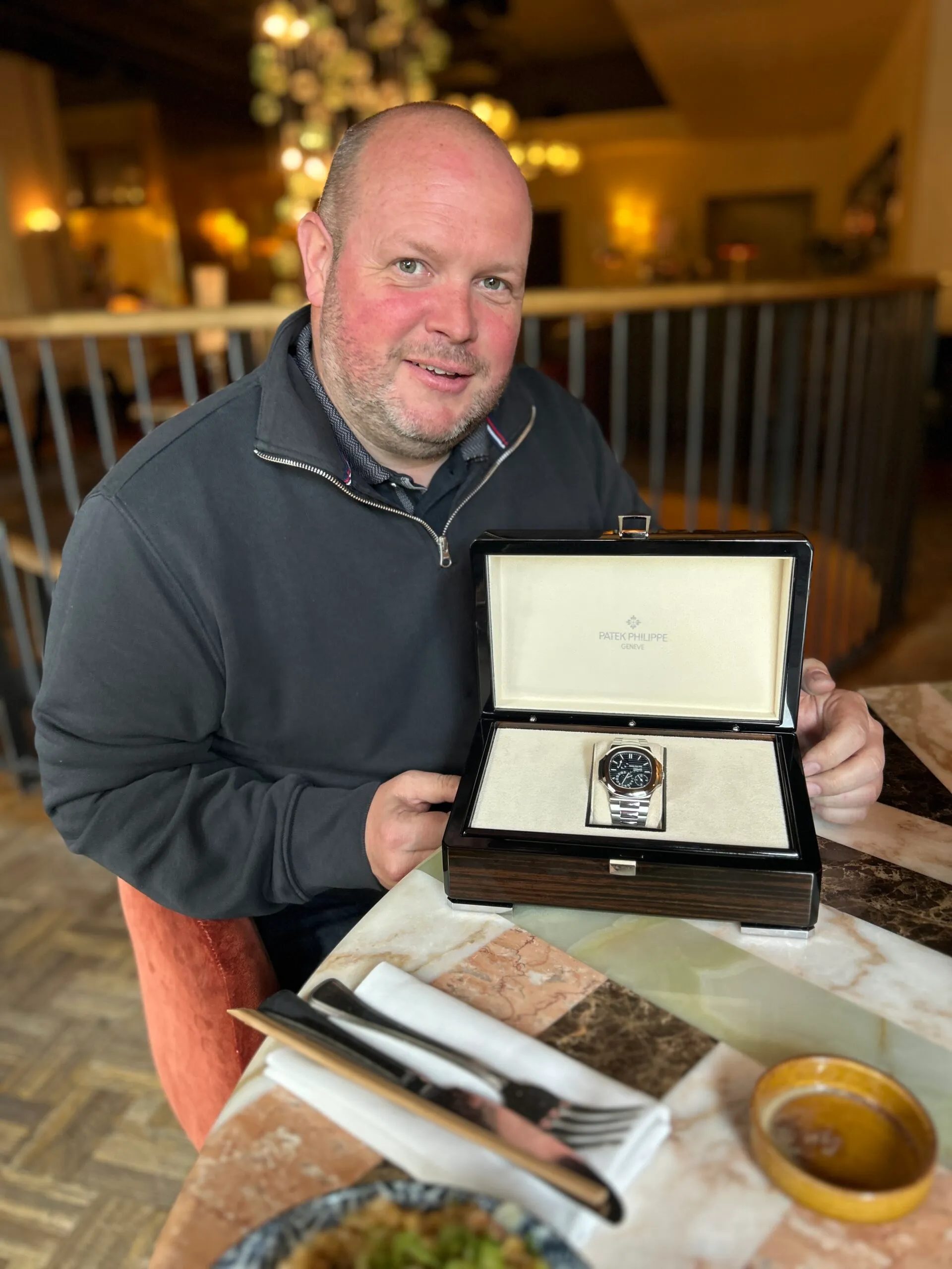 Photo of Lamin Yamal with the watch Daytona John Mayer he won